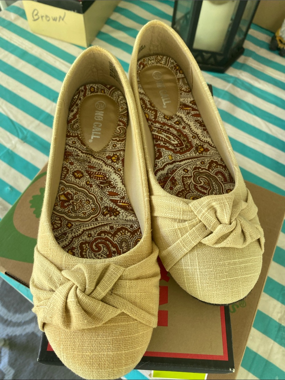 Knot-Detail Women's Casual Flats in Light Beige